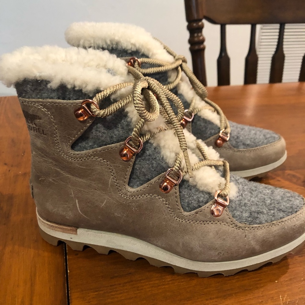 Sorel sneakchic alpine boot